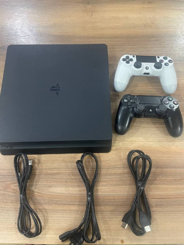 playstation 4 slim 1TB
