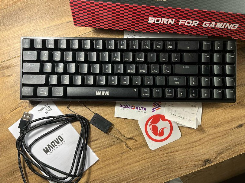 монитор Samsung F24T450FQ, аудио мониторы EDIFIER, механическая клавиатура Shogo 78W, столик с регулируемой высотой, гантели-штанга, стул-шезлонг 3