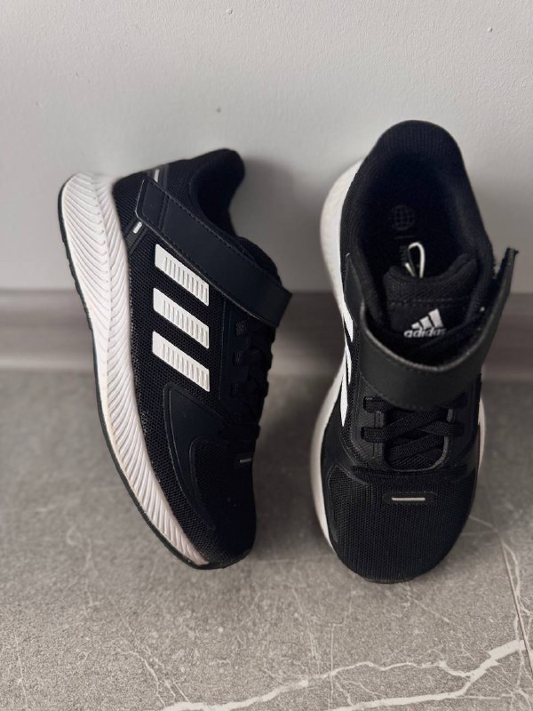 Кроссовки Adidas, кеды Converse синие, белые