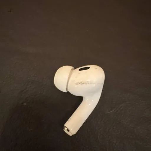 Правый AirPods