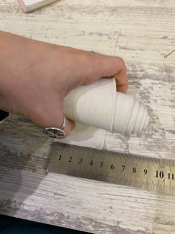 Белая стропа, алая резинка, швейная резинка, лоскуты джинс, обрезки бязи 3