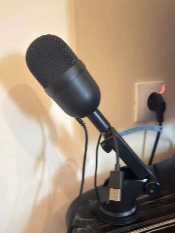 Razer Seiren Mini микрофон 1