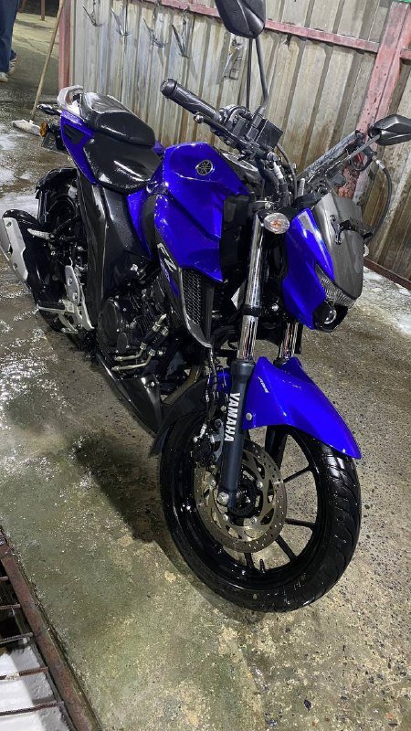 Yamaha fz25 мотоцикл 2022 250 кубов с кофрами и доп светом 2