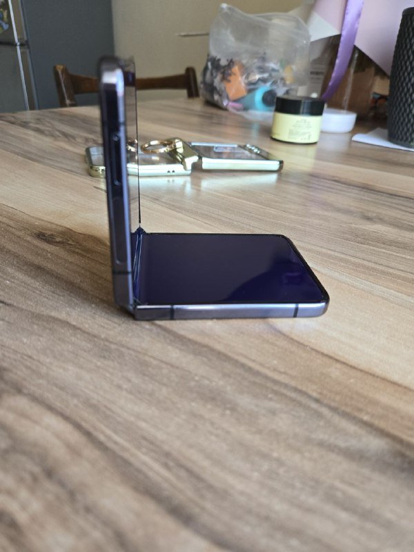 Samsung Z Flip 5, 512gb 3