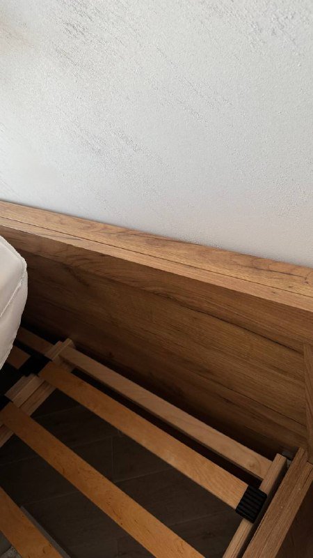 Двуспальная кровать с матрасом 160x200 см 3