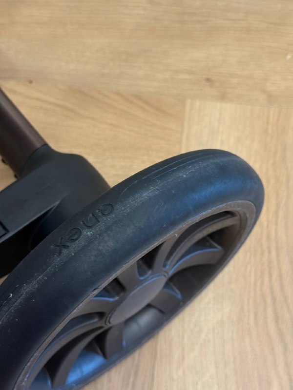 Коляска anex e-type 2 в 1 7