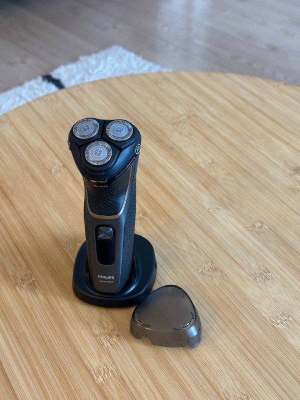 Philips S3333 триммер, Logitech MX Keys беспроводная клавиатура, HyperX Alloy FPS PRO проводная клавиатура 3