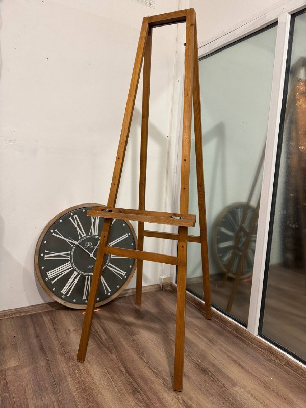 Деревянный мольберт