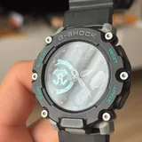 Casio G-SHOCK GA-2200M-1A 3