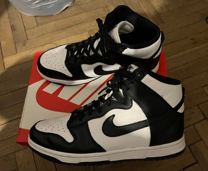 Мужские кроссовки Nike Dunk Low Retro черно-белые