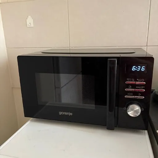 Микроволновка Gorenje MO20A4BH
