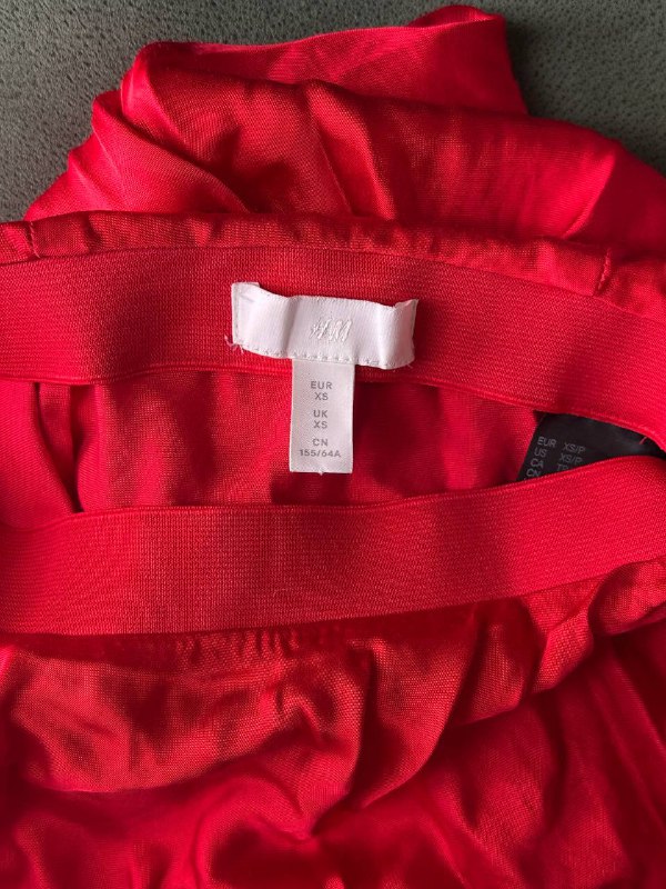 2 юбки Zara XS атласные 2
