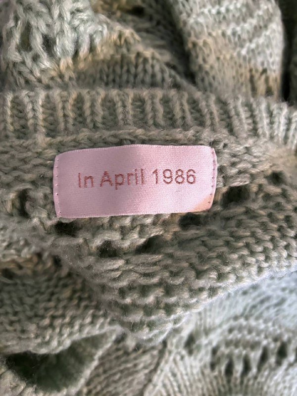 Свитер женский новый размер s-m 6