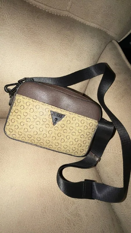 Мужская сумка GUESS 1