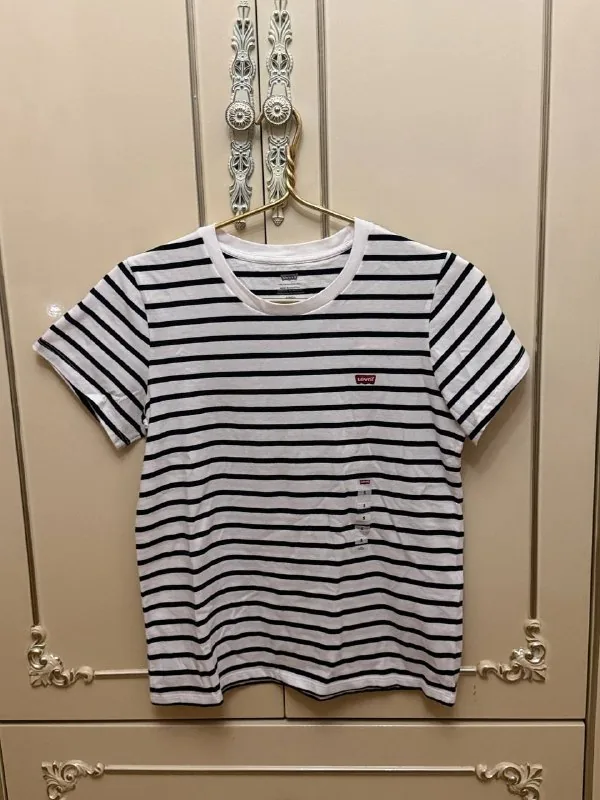 Levi’s, Tommy, Adidas вещи 1