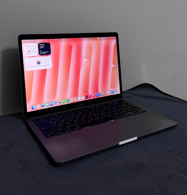 MacBook Pro 13" M1 16GB RAM, полный комплект аксессуаров 10