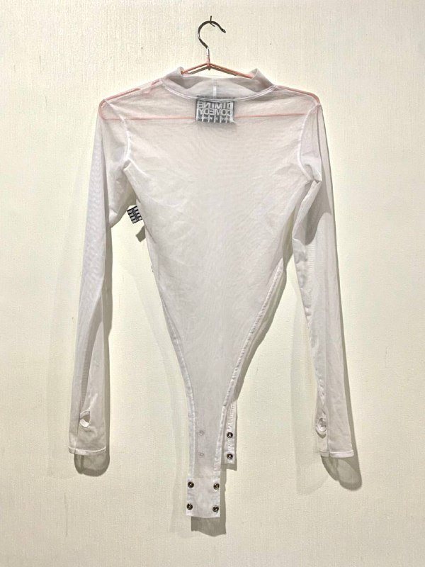 Кожаный плащ, Топ сетка белая, Блуза чёрная шифоновая, Vivienne Westwood кеды 4