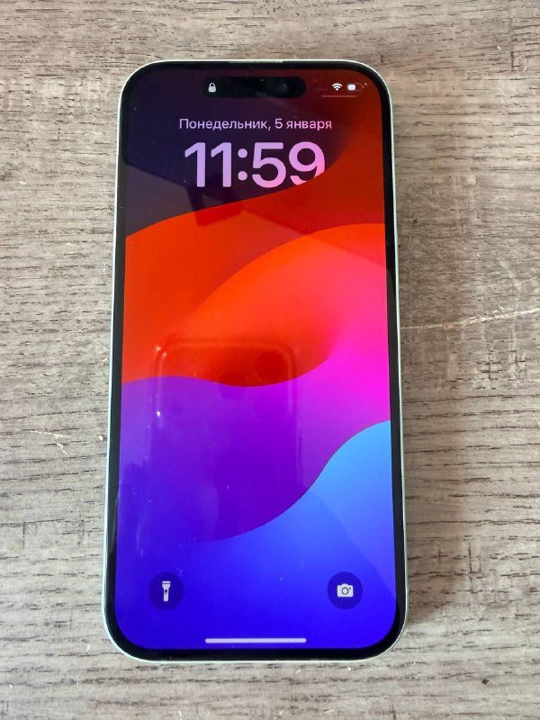 iPhone 15 128gb зеленый 1