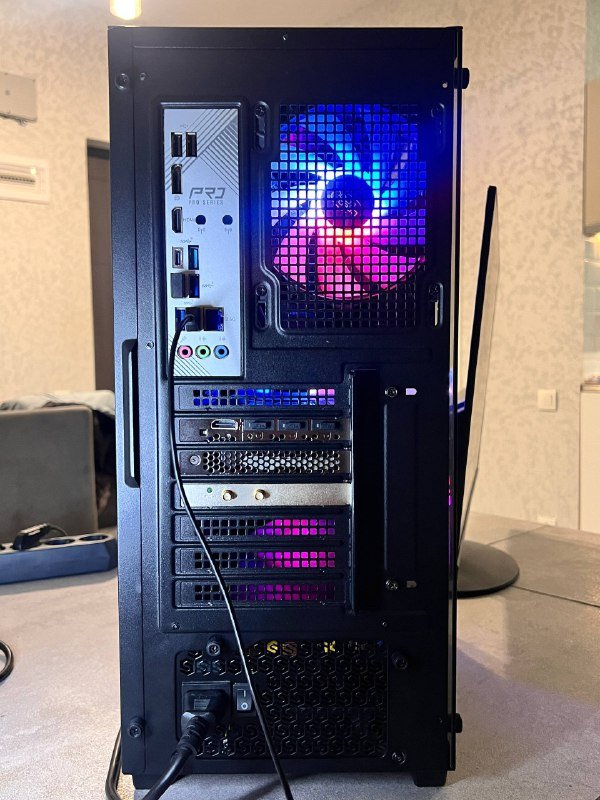 Игровой ПК с RTX 4070, 32" монитор, корпус с вентиляторами 3