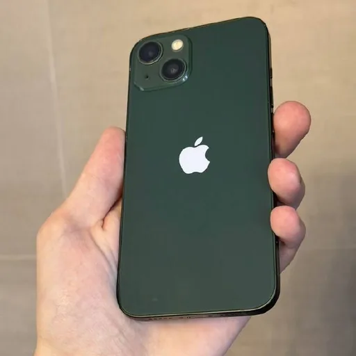 iPhone 13