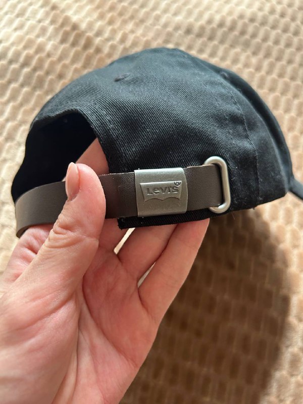 Кепка Levi’s 3