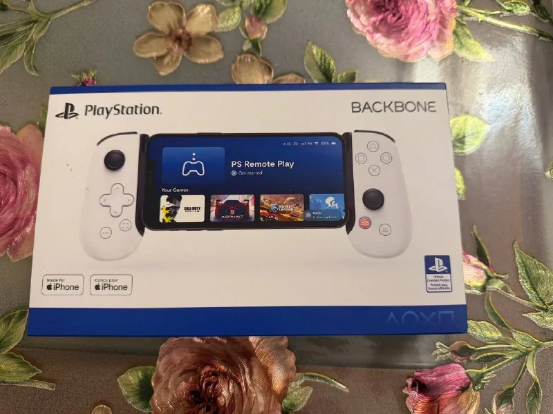 PlayStation Backbone Lightning 1