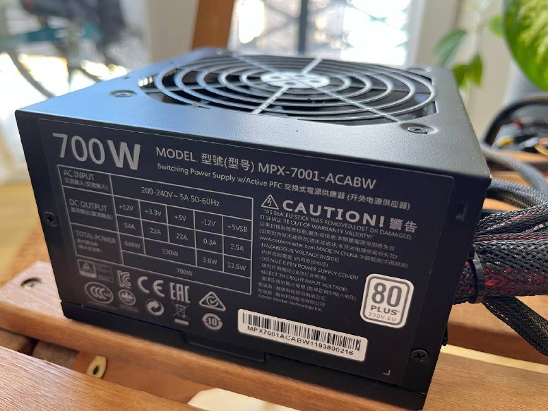 Блок питания Cooler Master MasterWatt Lite 700W
