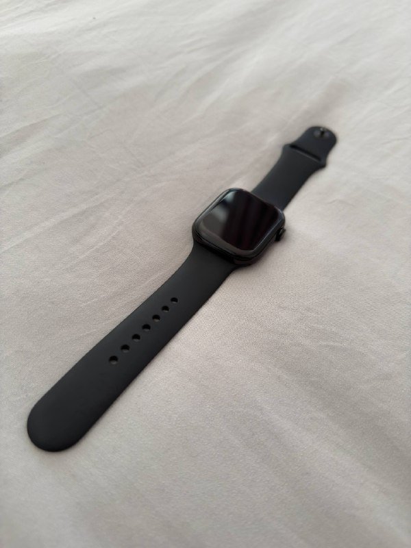 Apple Watch Series 10 64GB 46mm Jet Black 9