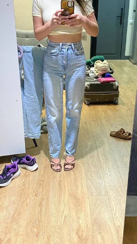 Джинсы, брюки Zara, LIU JO, Levi’s, Uniqlo 1