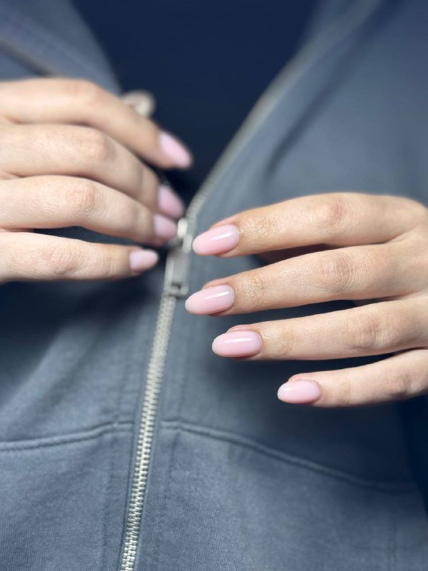 Маникюр с укреплением 5