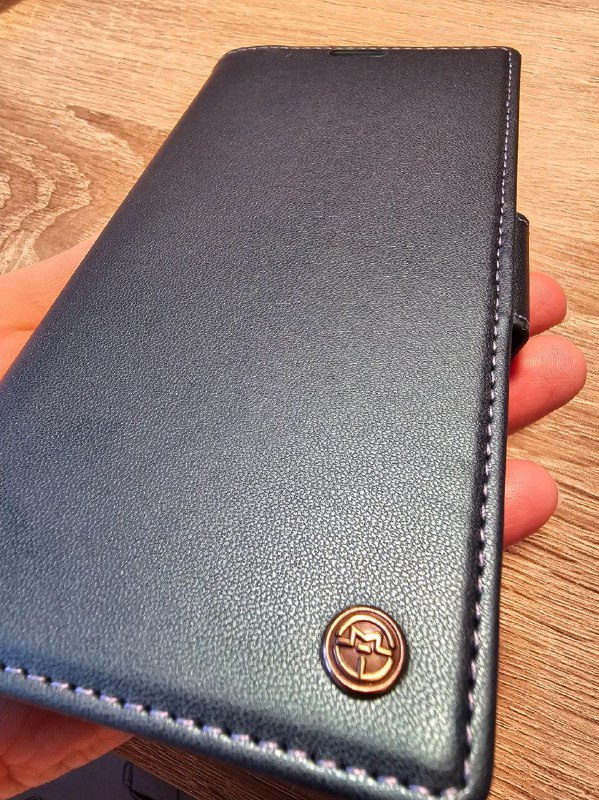 Чехол-книжка на Samsung S23 Ultra 3