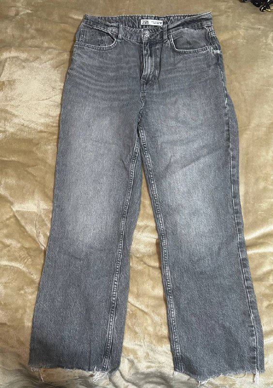 Серые джинсы размер М 2