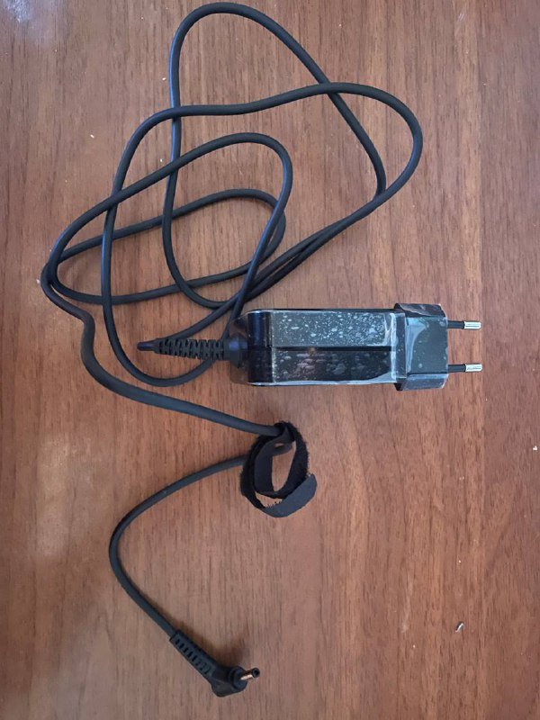 жесткий диск 128 ГБ, зарядное устройство для ноутбука 3