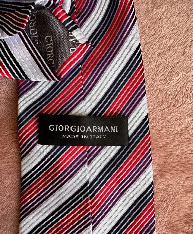 Шелковый галстук Giorgio Armani 2