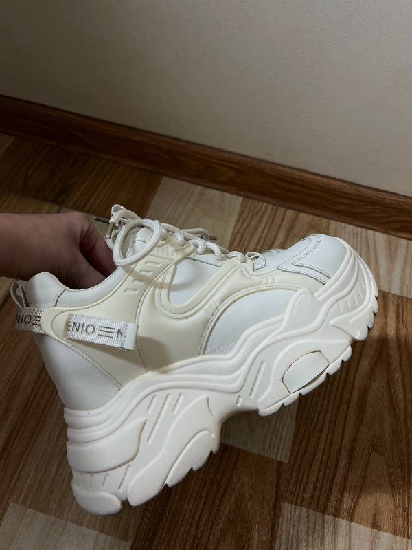 Кроссовки на платформе женские размер 37 3