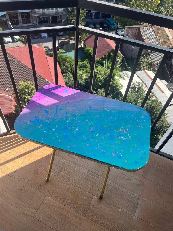 журнальный столик золотой