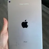 iPad mini 4 2
