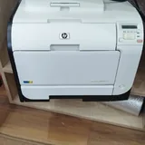 Цветной принтер HP LaserJet Pro 300 1