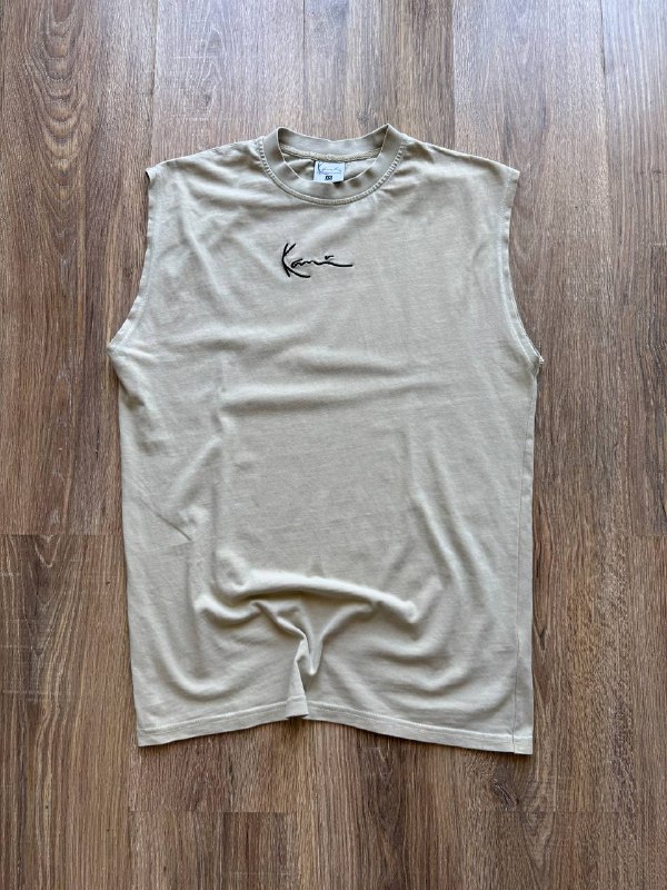 Мессенджер Kipling, сумка молочная Kipling, мессенджер Camel Active, кепки New Era Cat Белаз, футболка Alpha Industries, майка Karl Kani, поло Barbour 8