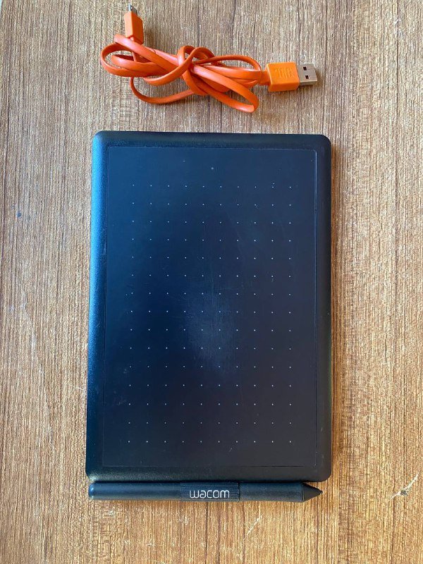 Графический планшет Wacom One Small с пером CTL-472-N