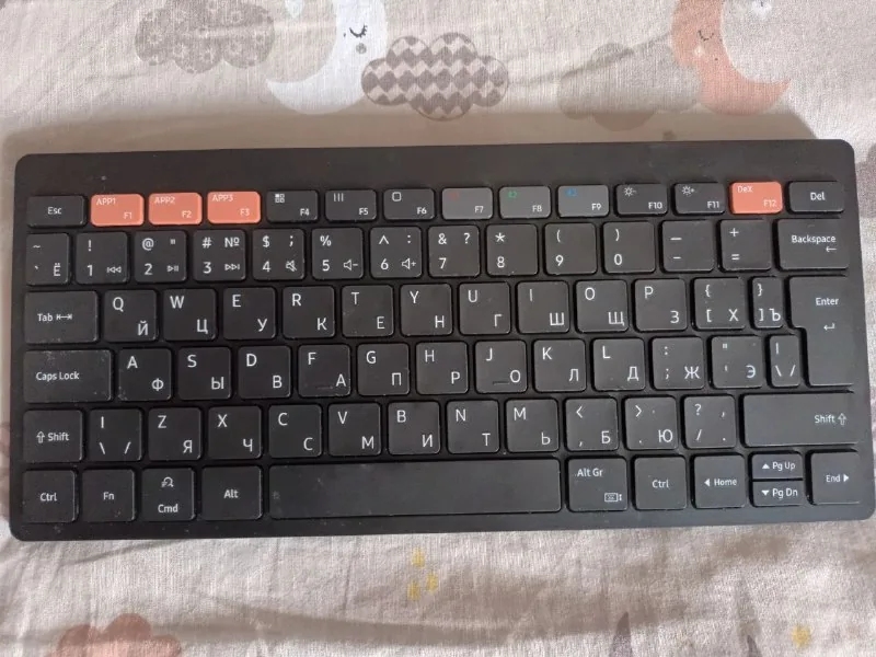 Samsung Smart Keyboard Trio 500