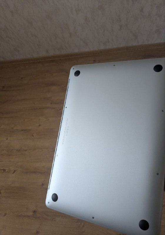 MacBook Air M1 13 8/256GB Silver US гравировка 4