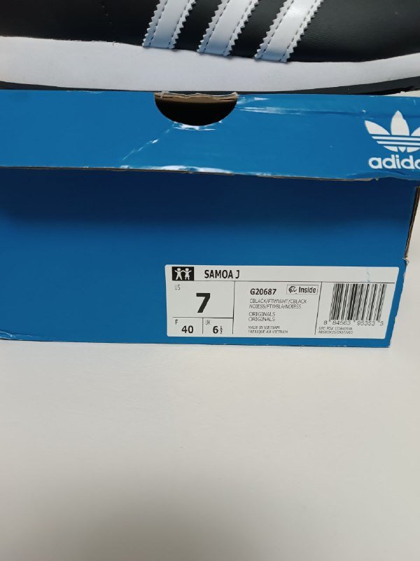 Унисекс кроссовки Adidas 37.5-38 размер 8