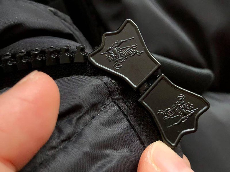 Burberry куртка черная гусиный пух 6