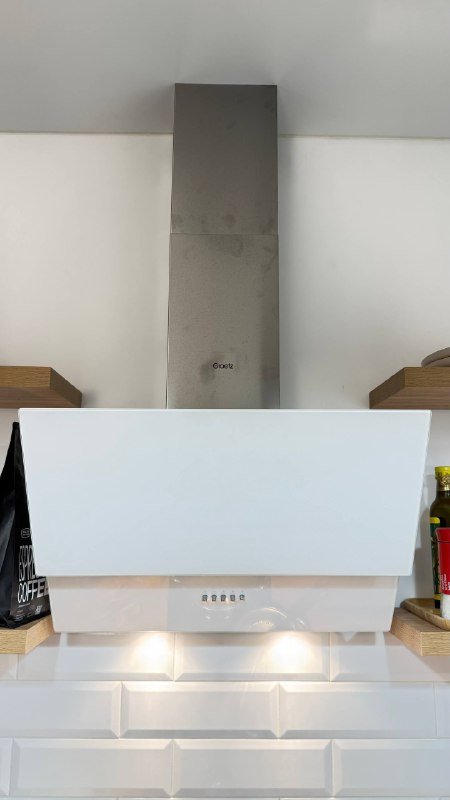 Вытяжка Graetz стеклянная