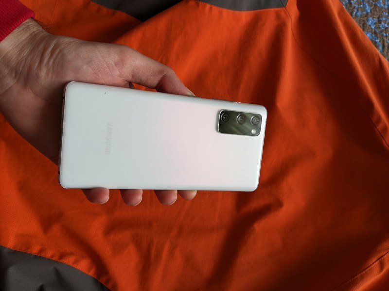 Samsung Galaxy S20 FE 2