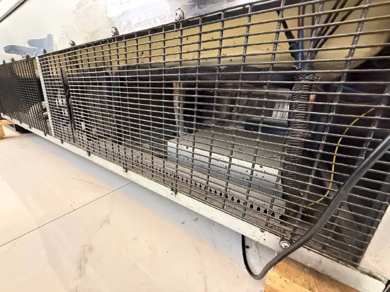 Холодильная витрина Arctic Air ARC3102C 6