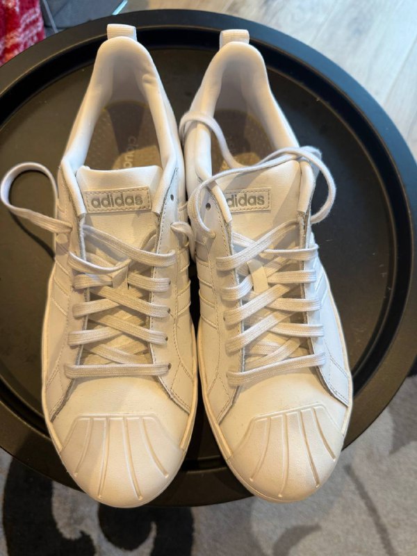 Кроссовки adidas размер 10, 10,5 UK 3