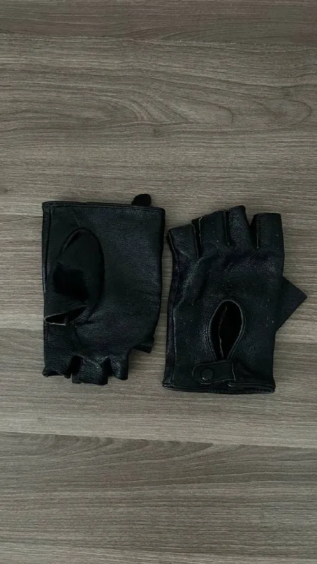 Кожаные митенки