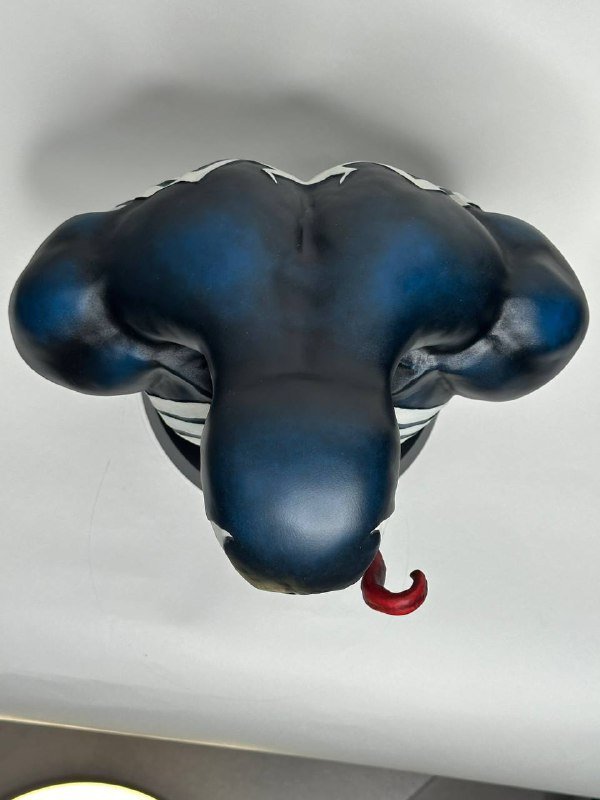 Бюст Венома 25x25 см 3